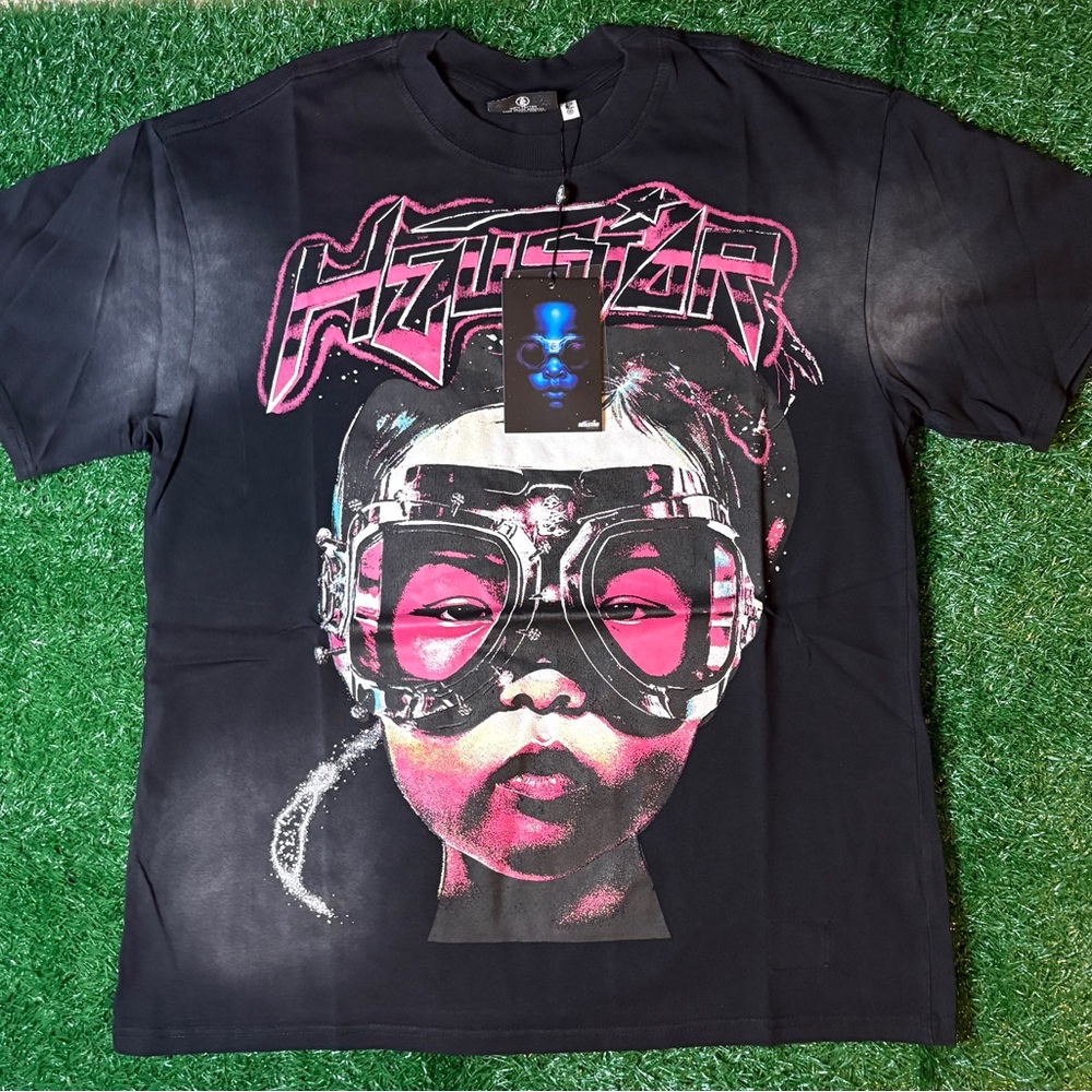 Black and Pink Graphic Men's Tee
